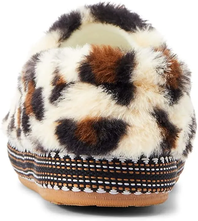 ARIAT Women's Snuggle Warm Soft Plush Acrylic Upper Rubber Outsole Indoor & Outdoor Slippers