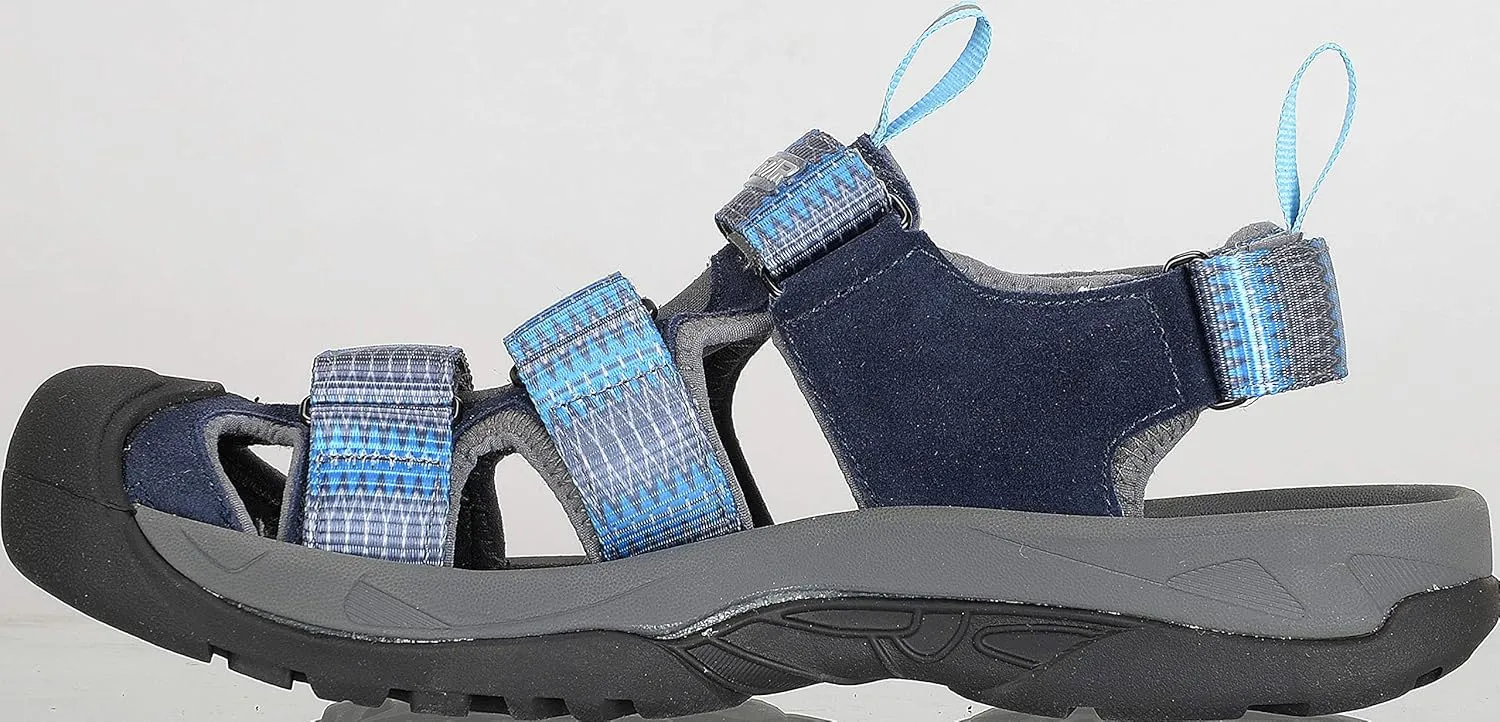 Clipless Sandal for Cycling with Closed Toe Design
