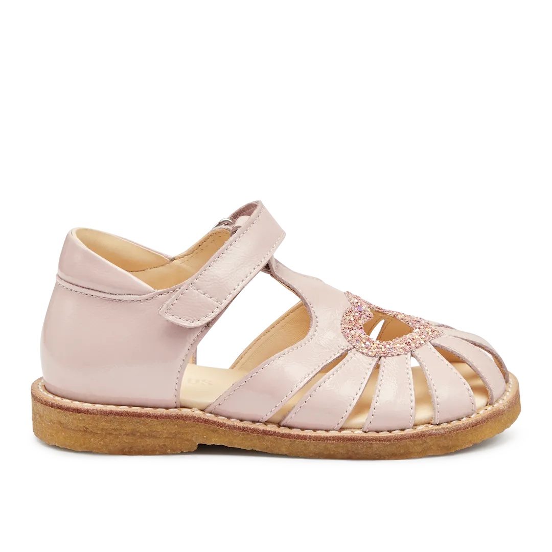 Heart sandal with sparkling glitter heart