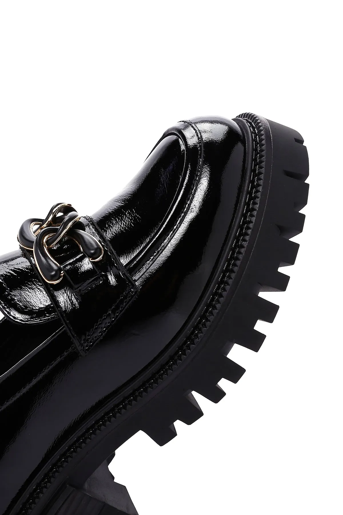 Kadın Siyah Kalın Tabanlı Tokalı Rugan Deri Casual Loafer