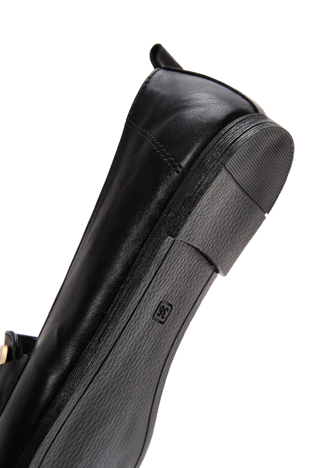 Kadın Siyah Tokalı Deri Maskülen Loafer
