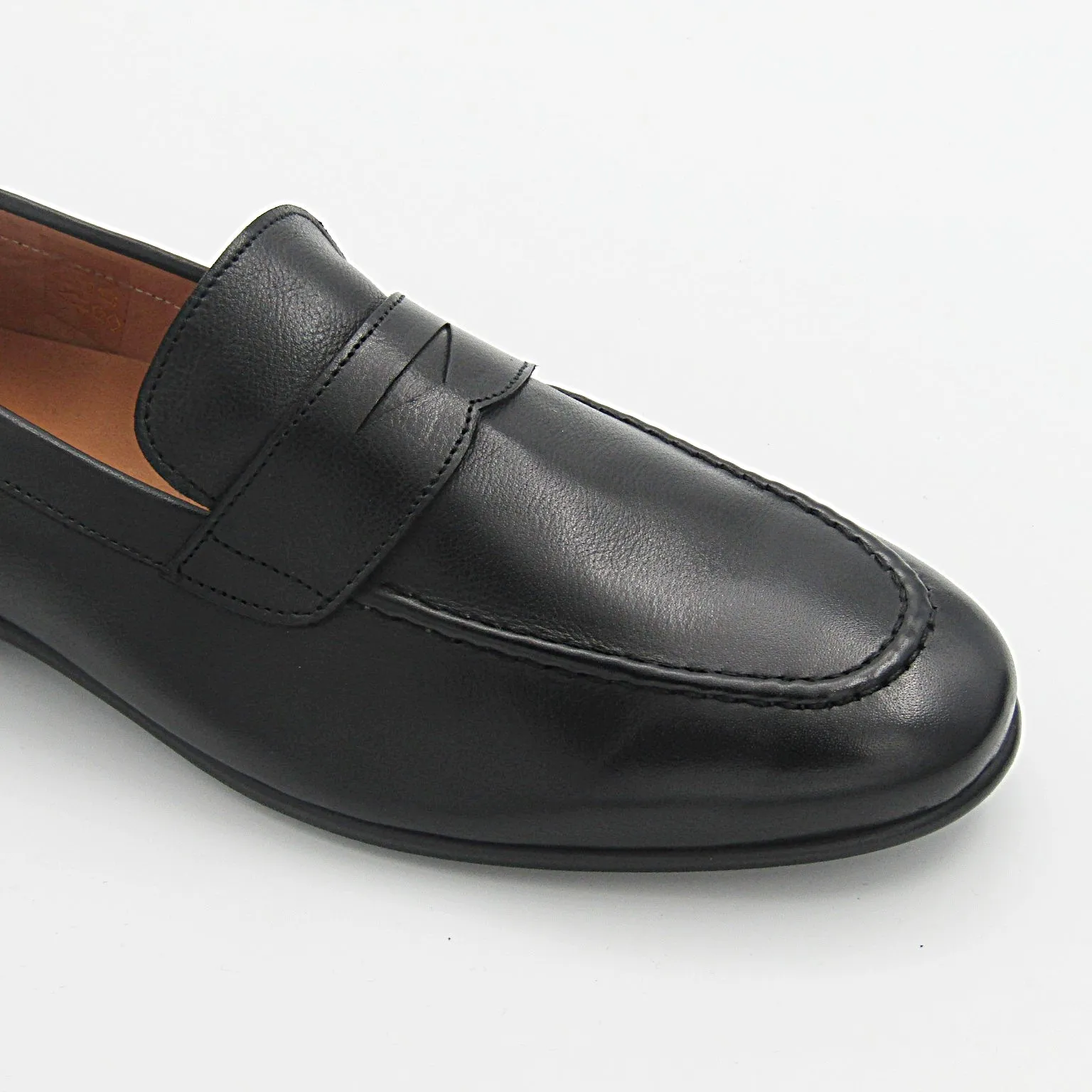 LOAFER