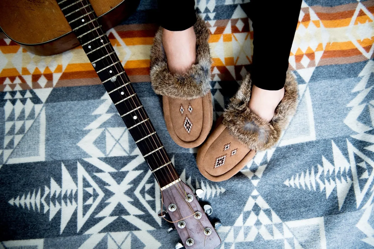 Manitobah Tipi Moccasin - Womens Indoor Slipper, Fleece-Lined, Suede Leather, Rabbit Fur Trim