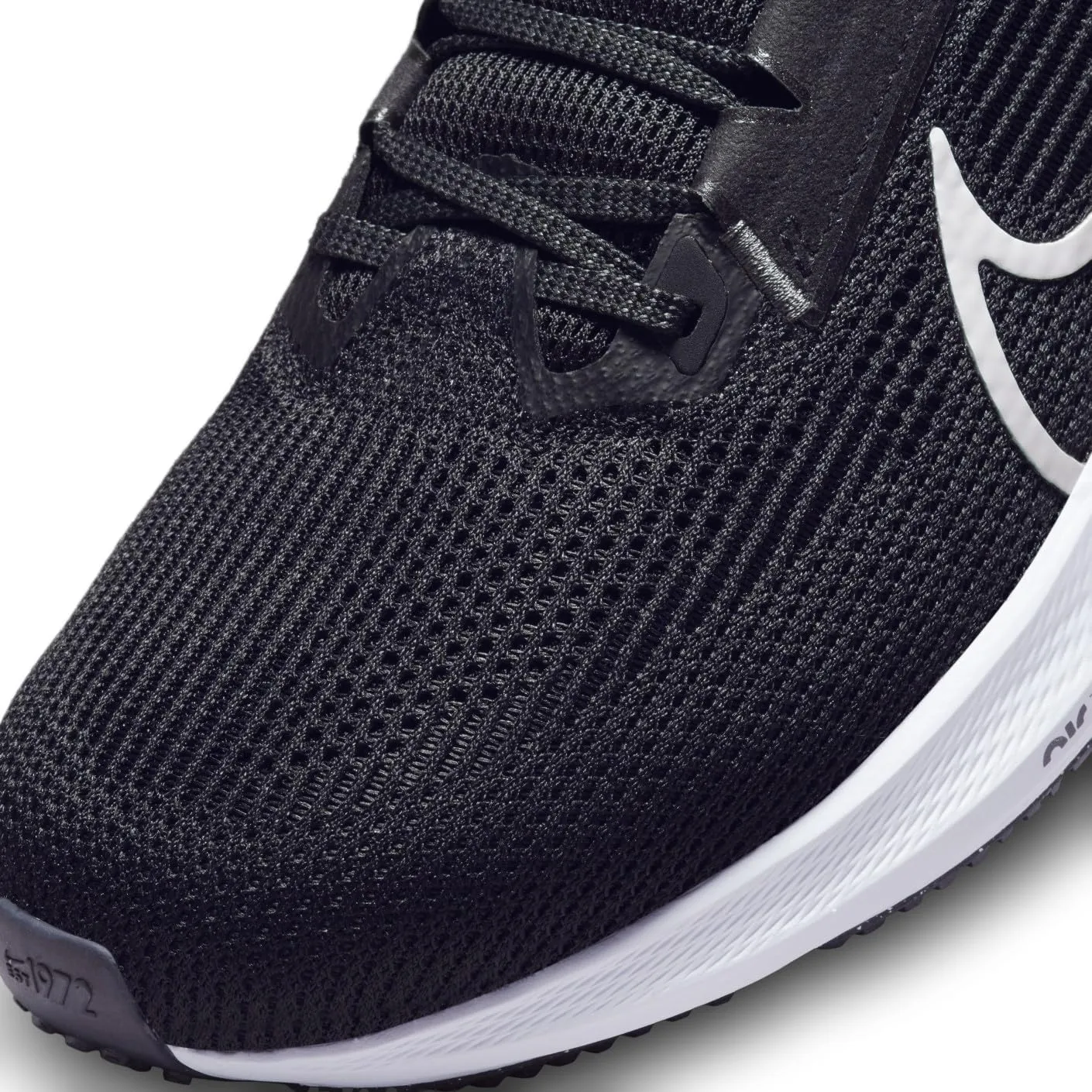 NIKE Air Zoom Pegasus 40 Men's Trainers