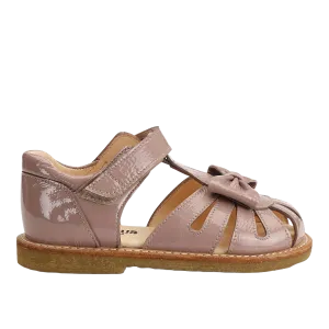 Sandal with adjustable velcro closure