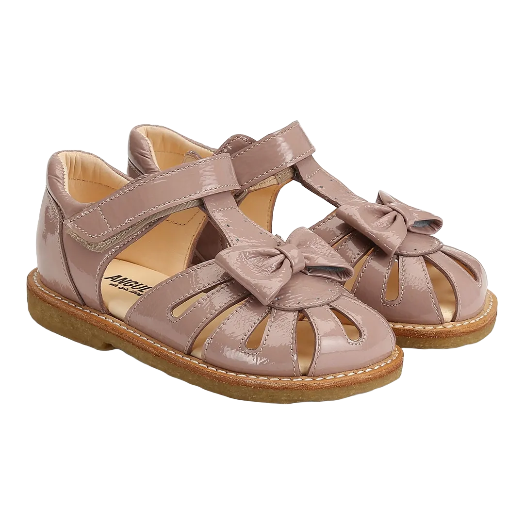 Sandal with adjustable velcro closure