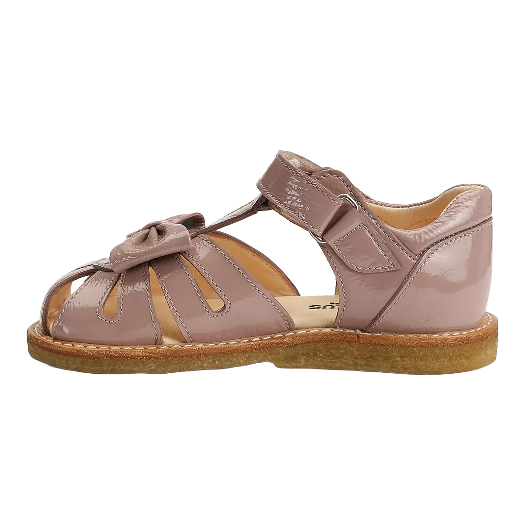 Sandal with adjustable velcro closure