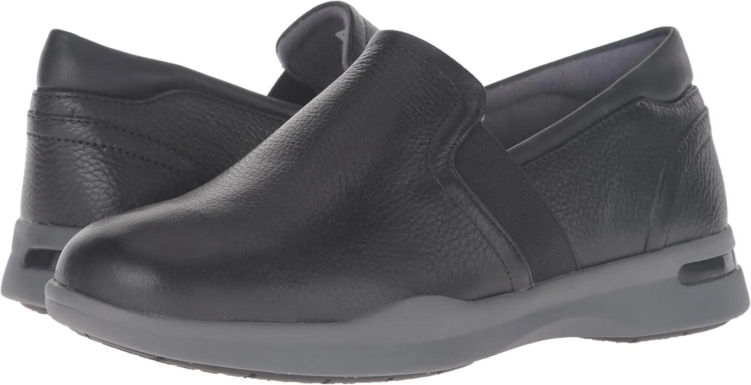 SoftWalk Women's Vantage Loafer