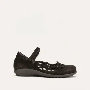 Women's Agathis Flat Shoes - Medium In Black Velvet