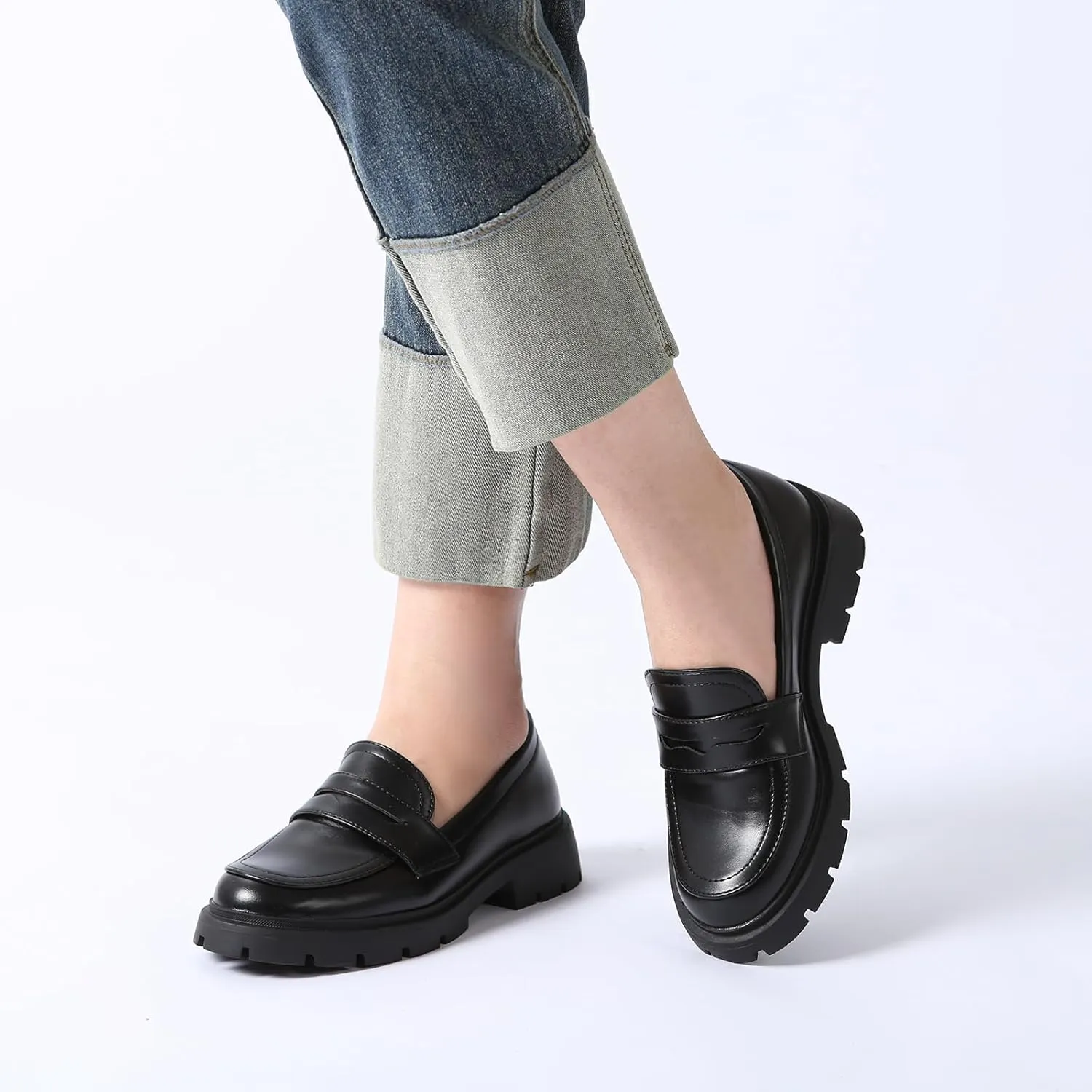 Women's Chunky Platform Loafers with Chain or Buckle Patent Leather Black Penny Loafers Fashion Office Shoes School Dress Shoes Comfort Slip-on
