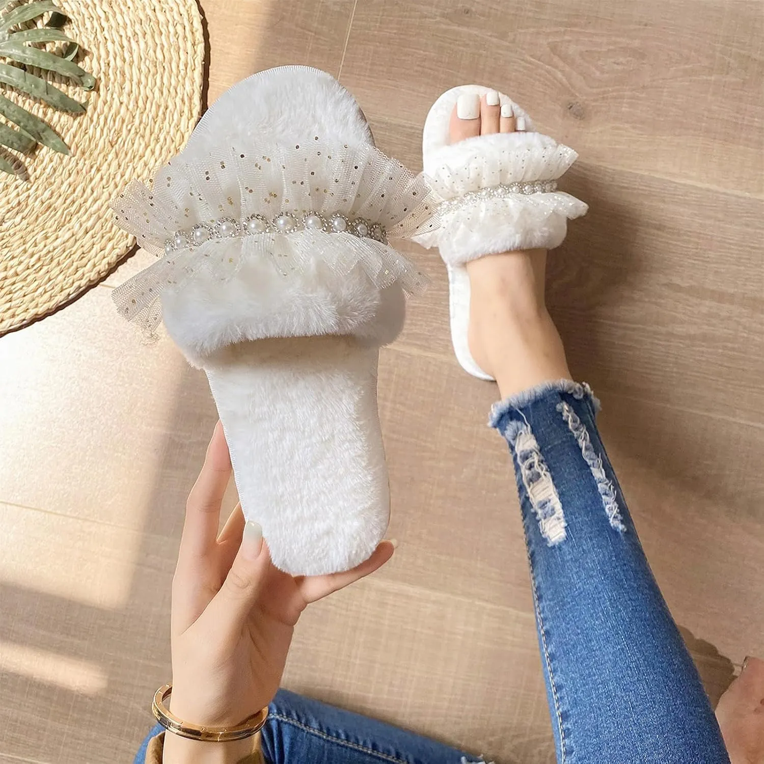 Women's Fuzzy Slippers, Sparkle Faux Pearl Rhinestone Lace Decor Slippers, Fashion Bling Flat Slip on Sandals, Open Toe Indoor House Slippers, Wedding Slipper for Bride Bridal Shower Wedding Day