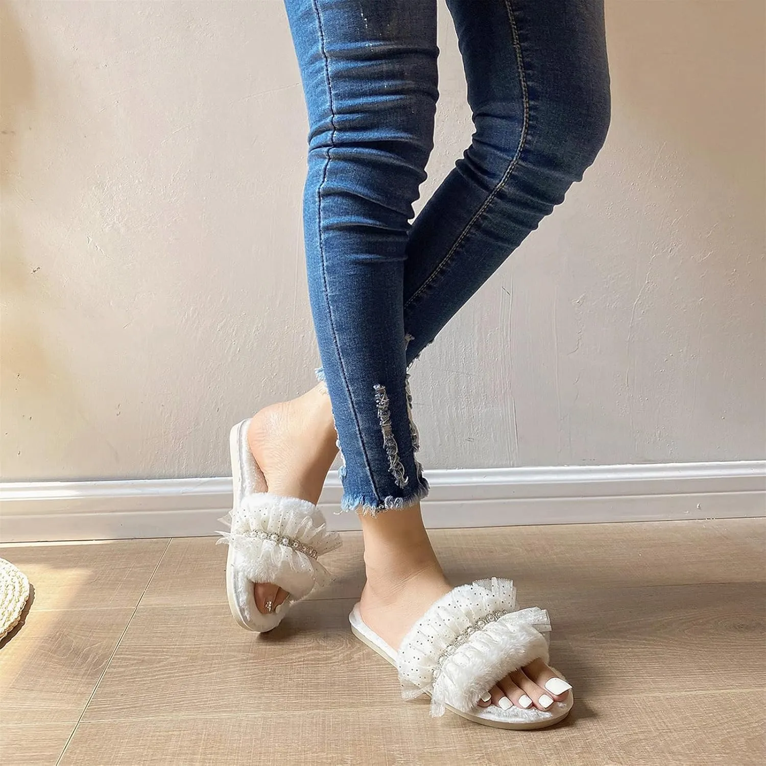 Women's Fuzzy Slippers, Sparkle Faux Pearl Rhinestone Lace Decor Slippers, Fashion Bling Flat Slip on Sandals, Open Toe Indoor House Slippers, Wedding Slipper for Bride Bridal Shower Wedding Day