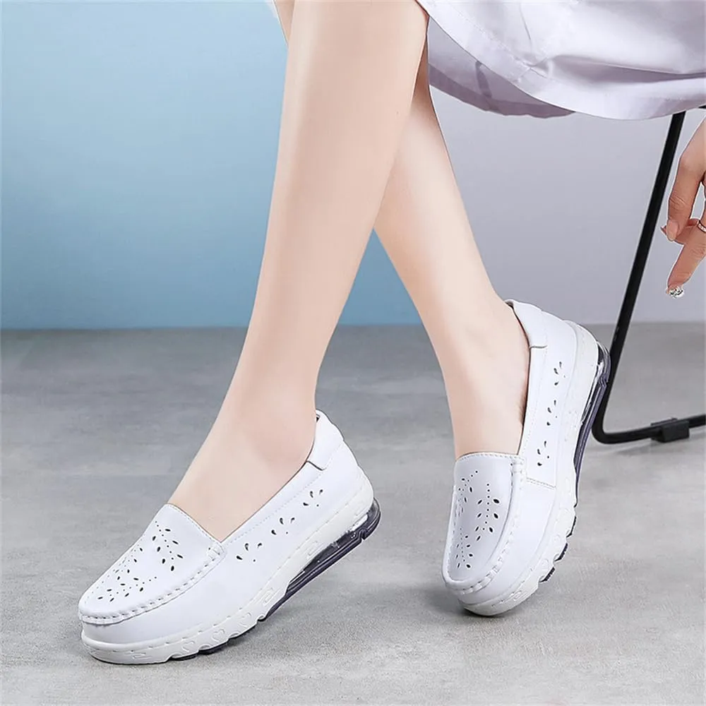 Women's Nursing Shoes Comfortable Walking Slip On Nurse Restaurant Work Lightweight Leather Loafers