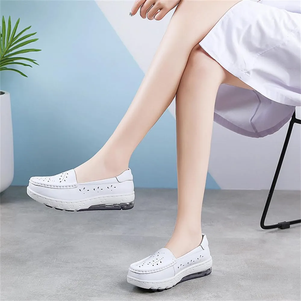 Women's Nursing Shoes Comfortable Walking Slip On Nurse Restaurant Work Lightweight Leather Loafers