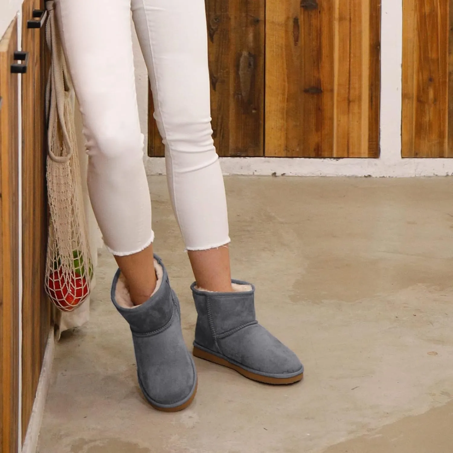 Zizor Women's Cozy Short Bootie Slippers, Winter Warm Hard Bottom House Shoes with Fuzzy Lining